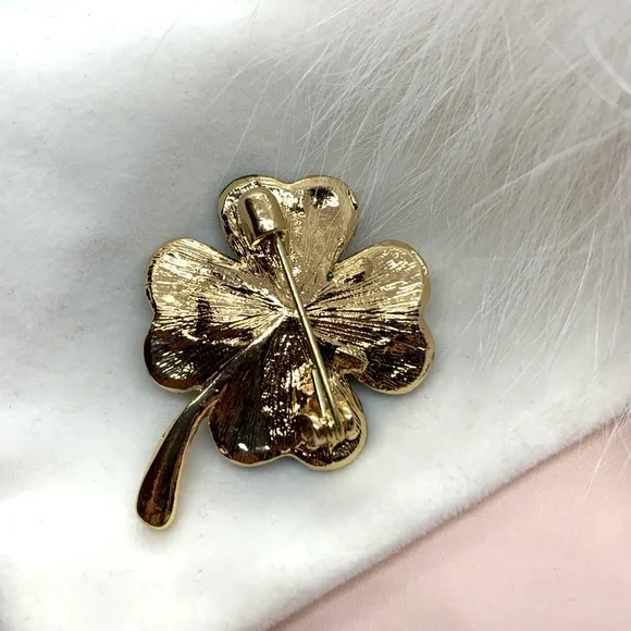 Green Crystals Four Leaves Lucky Clover Brooch - Picture 2 of 3